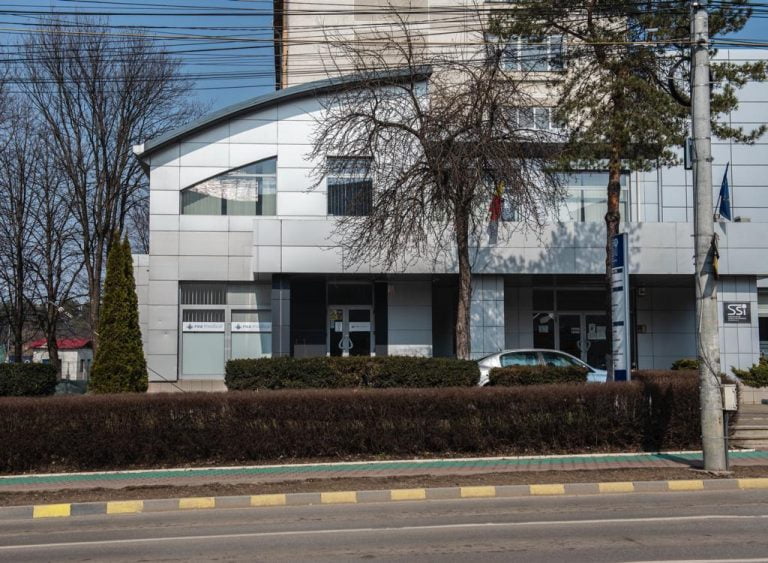 Telefon contact Centrul Medical Roua