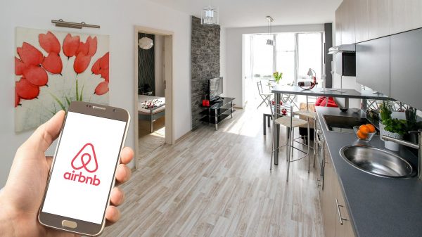 Telefon contact airbnb email